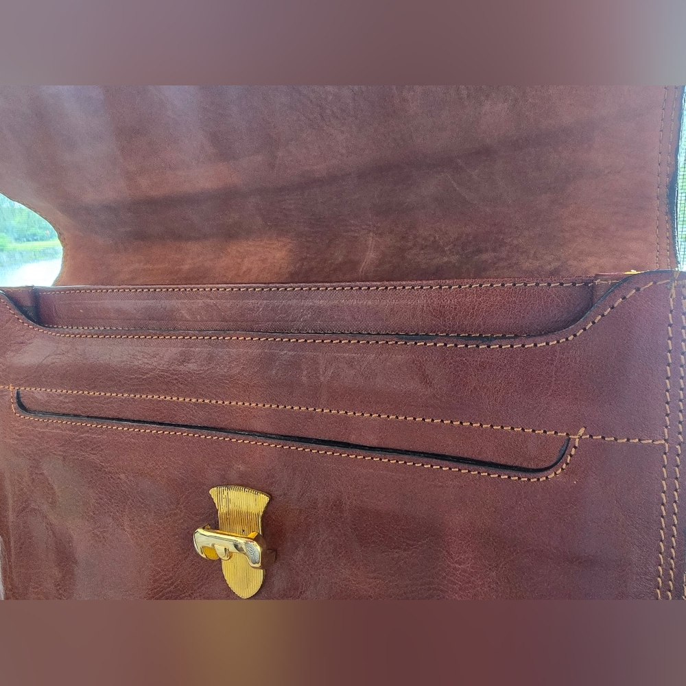 Elmani Leather Vintage Messenger- Briefcase-Organizer Crossbody Bag. Rare. - Picture 6 of 10